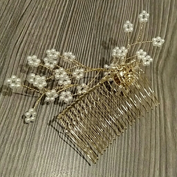 Vintage Gold & Pearls Hair Comb - Picture 3 of 4